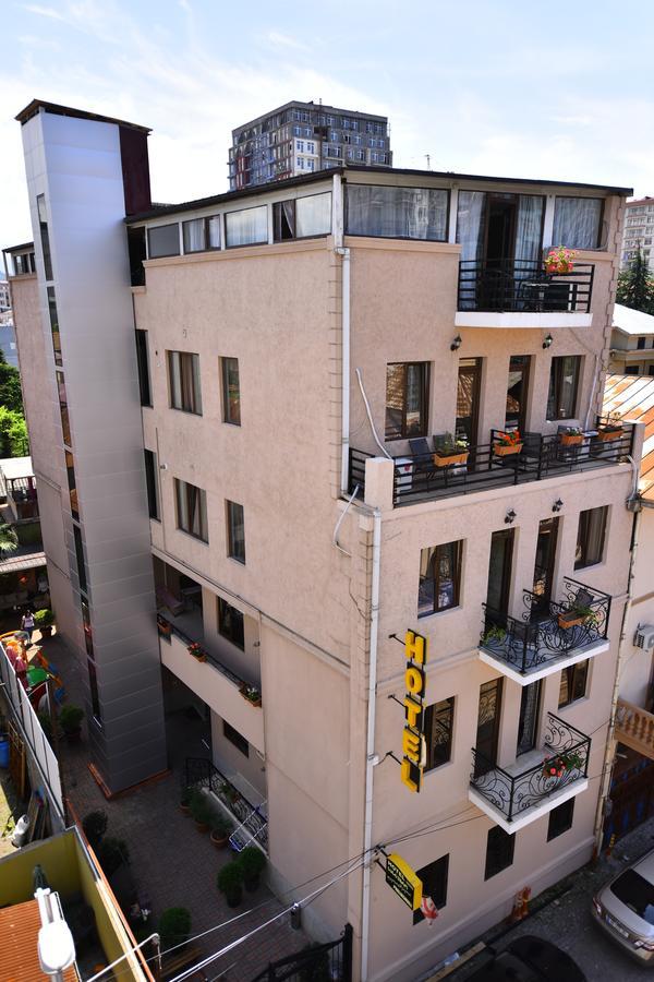 Hotel Phaliashvili Batumi Exterior photo