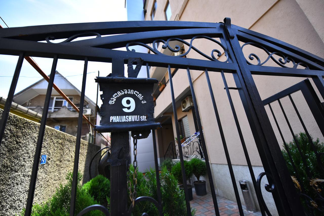 Hotel Phaliashvili Batumi Exterior photo